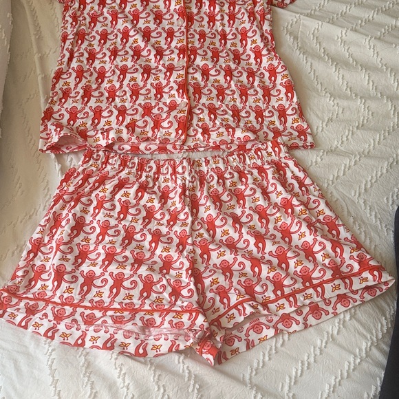 Roller Rabbit Pajamas - Picture 2 of 5